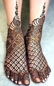 Archanas-Brides-Bridal-Mehndi-Designs2